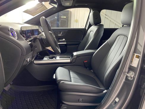 Used 2026 Mercedes-Benz GLA 250 4MATIC image 5