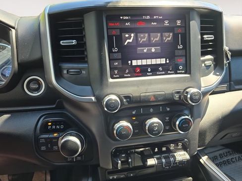 Used 2019 RAM 1500 Big Horn AWD/4WD image 10