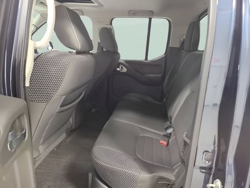 Used 2016 Nissan Frontier PRO-4X AWD/4WD image 17
