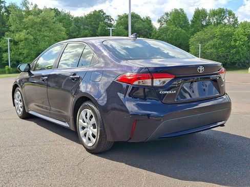 Used 2020 Toyota Corolla LE FWD image 23