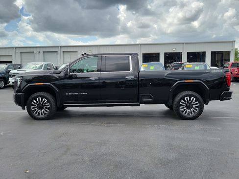 Used 2024 GMC Sierra 2500 Denali Ultimate image 6
