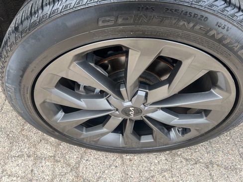 Certified 2023 Kia Sorento X-Line EX AWD/4WD image 42