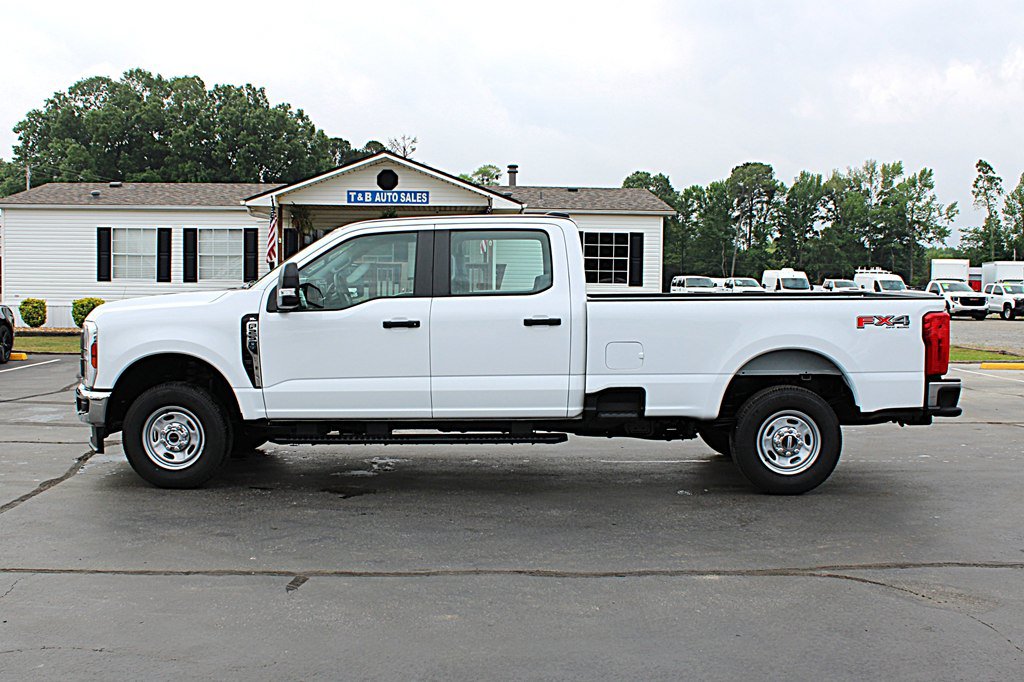Used 2024 Ford F250 XL w/ XL Chrome Package AWD/4WD image 6