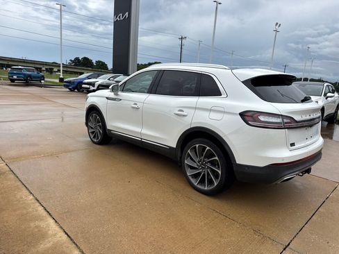 Used 2022 Lincoln Nautilus Reserve w/ Equipment Group 202A AWD/4WD image 24