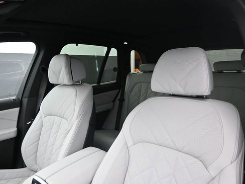 New 2026 BMW X5 sDrive40i w/ Climate Comfort Package RWD image 13