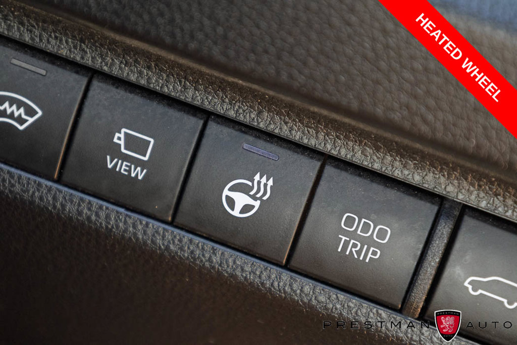 Used 2024 Toyota RAV4 XSE w/ Advanced Technology Package AWD/4WD image 8