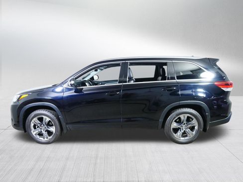 Used 2019 Toyota Highlander Limited Platinum AWD/4WD image 4