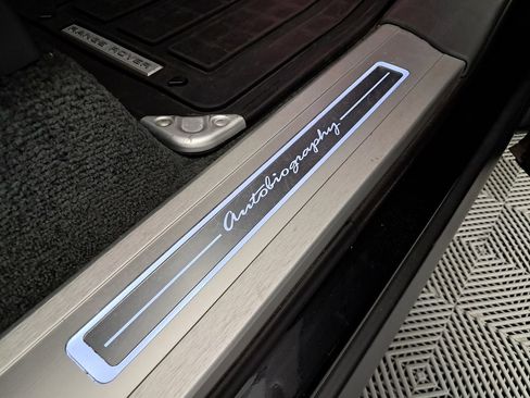 Used 2015 Land Rover Range Rover Long Wheelbase Autobiography image 60