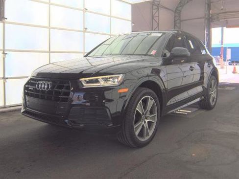 Used 2019 Audi Q5 2.0T Premium Plus w/ Premium Plus Package image 1