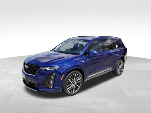 New 2025 Cadillac XT6 Sport w/ Technology Package image 2