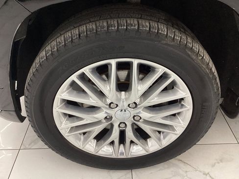 Used 2017 Jeep Grand Cherokee Summit image 51