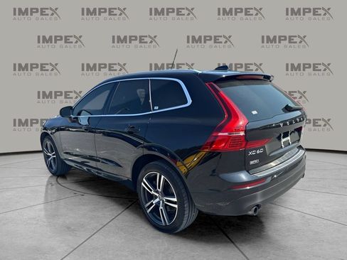 Used 2018 Volvo XC60 T6 Momentum w/ Convenience Package AWD/4WD image 3