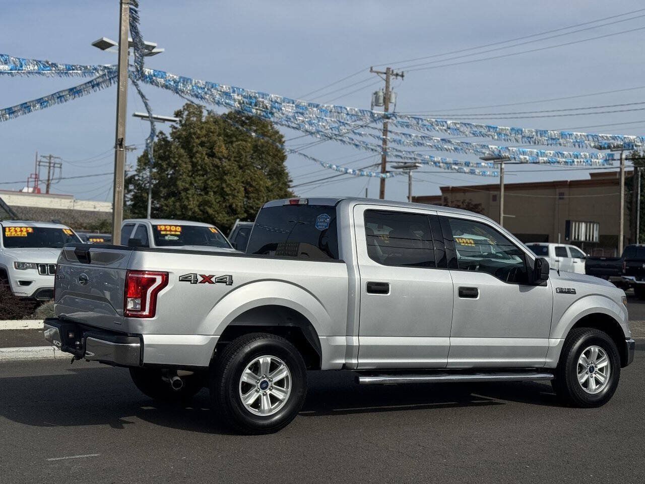 Used 2015 Ford F150 XLT AWD/4WD image 13