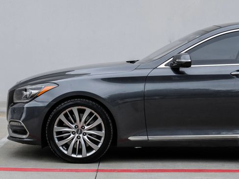 Used 2018 Genesis G80 5.0 Ultimate RWD image 14