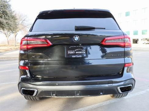 Used 2019 BMW X5 xDrive50i w/ M Sport Package image 6