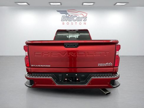 Used 2021 Chevrolet Silverado 2500 High Country w/ Z71 Off-Road Package AWD/4WD image 5
