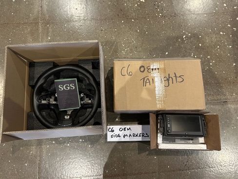 Used 2012 Chevrolet Corvette Grand Sport w/ 2LT Preferred Equipment Group image 21