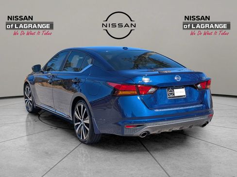 Used 2020 Nissan Altima 2.5 SR FWD image 7