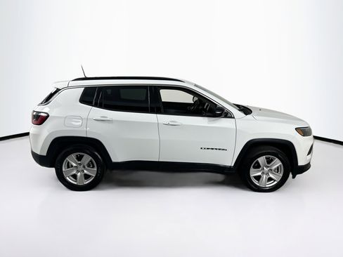 Used 2022 Jeep Compass Latitude w/ Convenience Group image 4