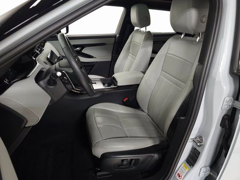 Used 2026 Land Rover Range Rover Evoque S image 19