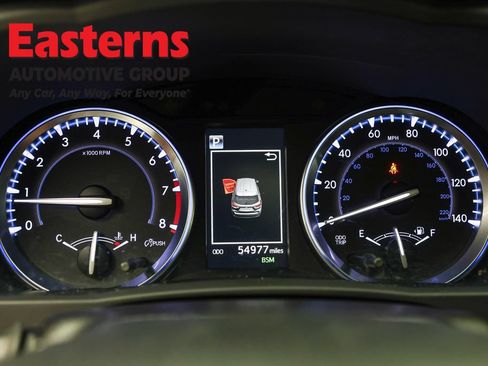 Used 2019 Toyota Highlander Limited Platinum AWD/4WD image 18