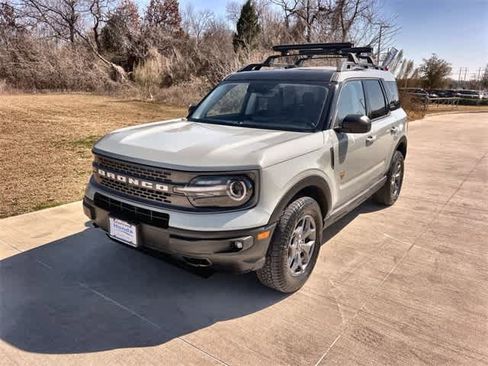 Used 2023 Ford Bronco Sport Badlands w/ Premium Package image 2