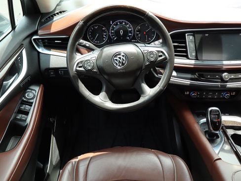 Used 2018 Buick Enclave Avenir w/ Avenir Technology Package FWD image 23