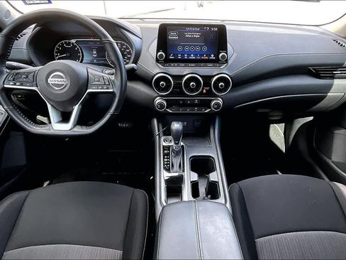 Certified 2023 Nissan Sentra SV w/ Trunk Package FWD image 15