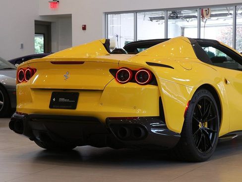 Certified 2021 Ferrari 812 GTS image 46