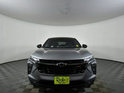 Used 2025 Chevrolet Trax RS w/ Driver Confidence Package image 7