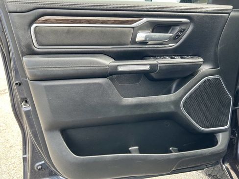 Used 2019 RAM 1500 Laramie w/ Off Road Group image 16