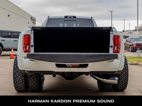 Used 2025 RAM 3500 Laramie image 9