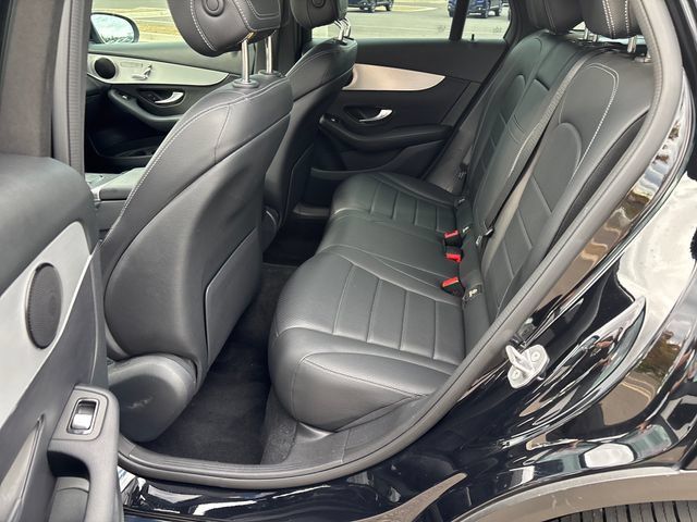 Used 2020 Mercedes-Benz GLC 300 image 17