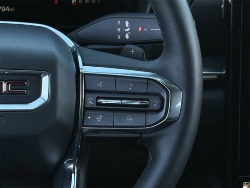 Used 2025 GMC Terrain Elevation image 14