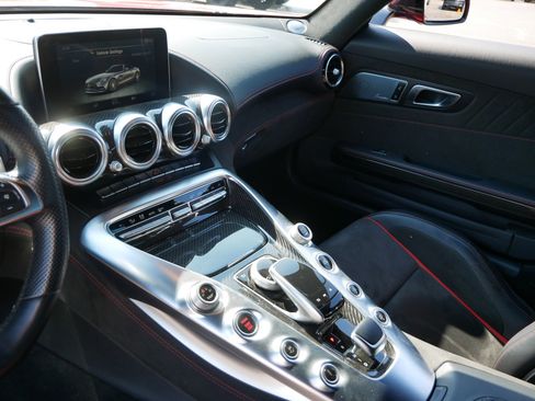 Used 2018 Mercedes-Benz AMG GT C image 11