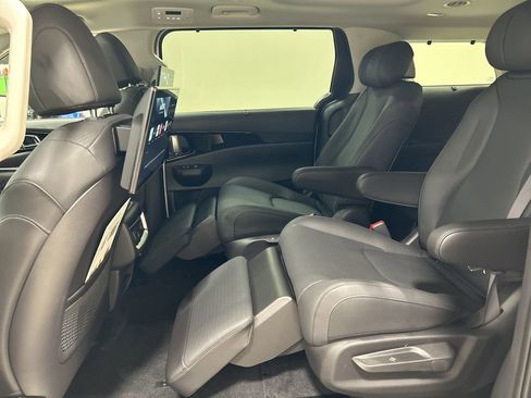 New 2026 Kia Carnival SX Prestige image 39