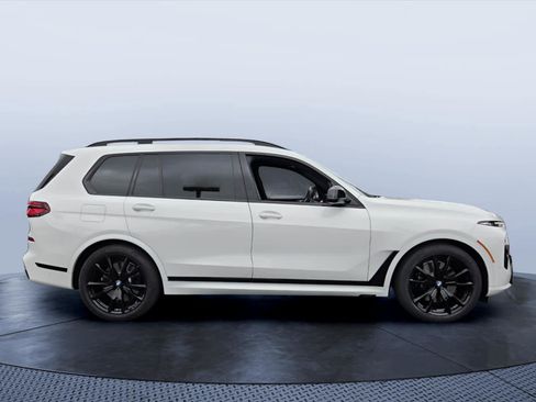Certified 2025 BMW X7 M60i AWD/4WD image 6