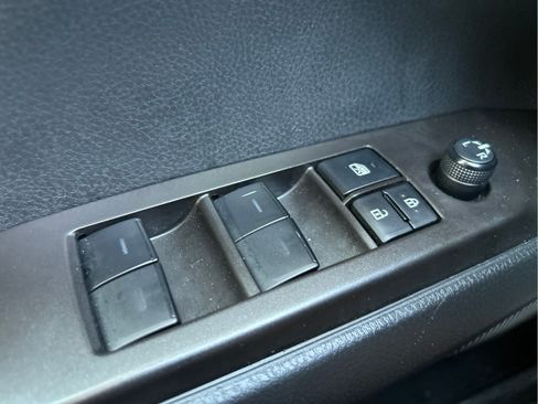 Used 2023 Toyota Camry SE FWD image 24
