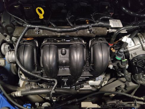 Used 2017 Ford Escape S FWD image 30