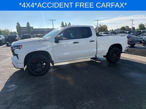 Used 2023 Chevrolet Silverado 1500 RST w/ Redline Edition AWD/4WD image 6