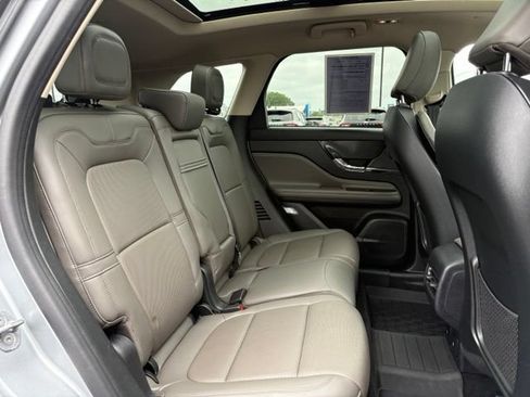 Used 2023 Lincoln Corsair Reserve w/ Equipment Group 201A AWD/4WD image 14