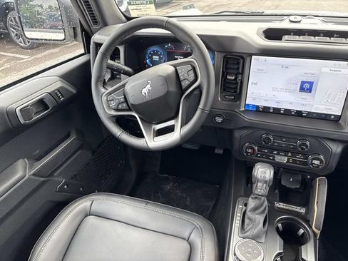 New 2026 Ford Bronco Badlands AWD/4WD image 14