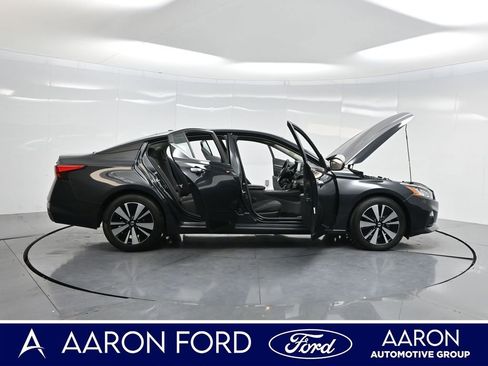 Used 2022 Nissan Altima 2.5 SV image 4