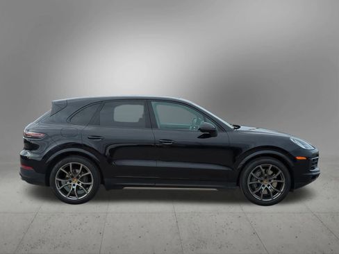 Used 2022 Porsche Cayenne S image 7