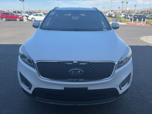 Used 2016 Kia Sorento LX AWD/4WD image 7