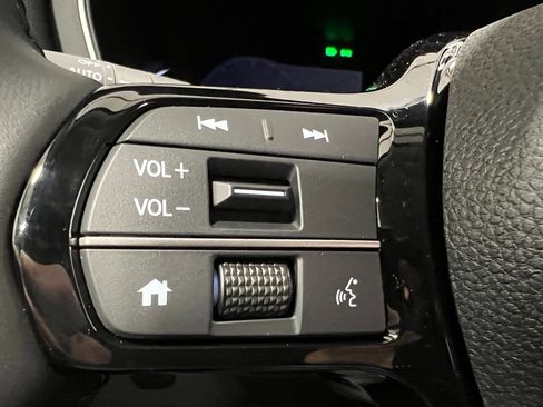 New 2025 Honda Pilot Touring image 28