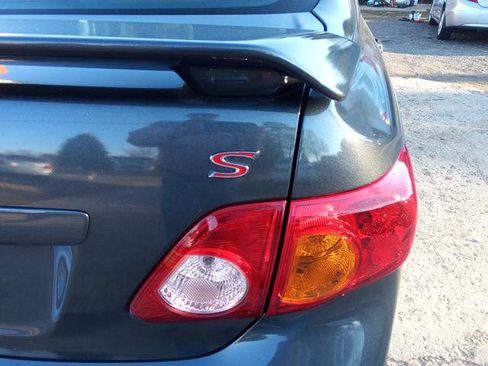 Used 2010 Toyota Corolla image 11