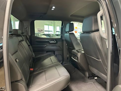 Used 2024 GMC Sierra 1500 SLT w/ SLT Premium Package AWD/4WD image 36
