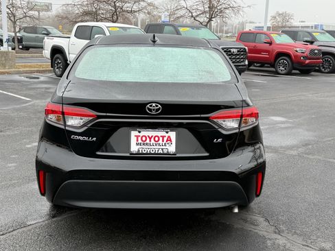 Used 2024 Toyota Corolla LE image 7
