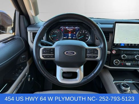 Used 2024 Ford Expedition Max Limited AWD/4WD image 12